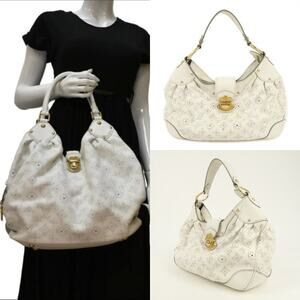 💎✨BEAUTIFUL✨💎Authentic Louis Vuitton Monogram Mahina Solar GM Blanc